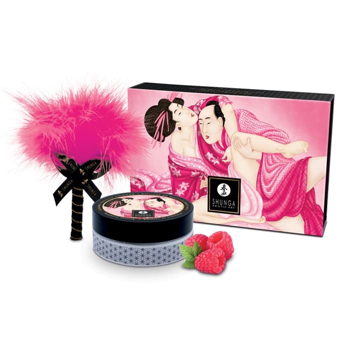 Image at index 0 in the carousel