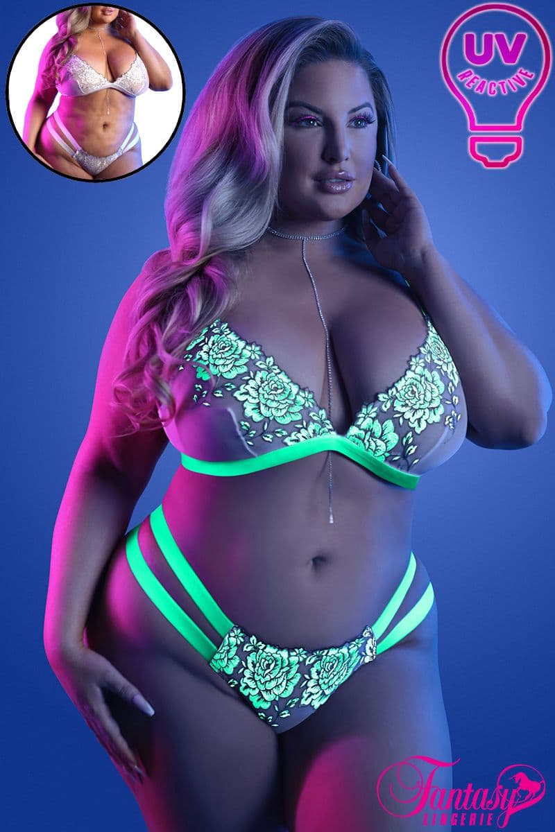 Image at index 0 in the carousel